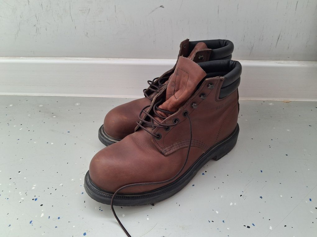 Защитные ботинки Red Wing 42-43 р. Оригиналы
В отличном состоянии,  42