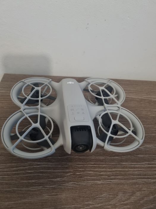 Vand drona DJI NEO + Telecomanda RC-N2