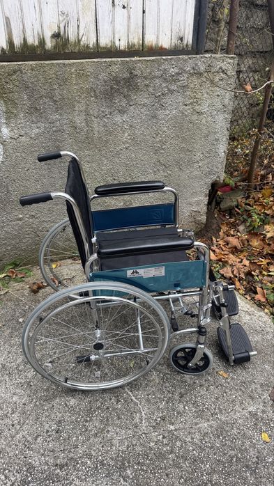 Scaun rotile mobiclinic pliabil handicap fotoliu rulant carucior