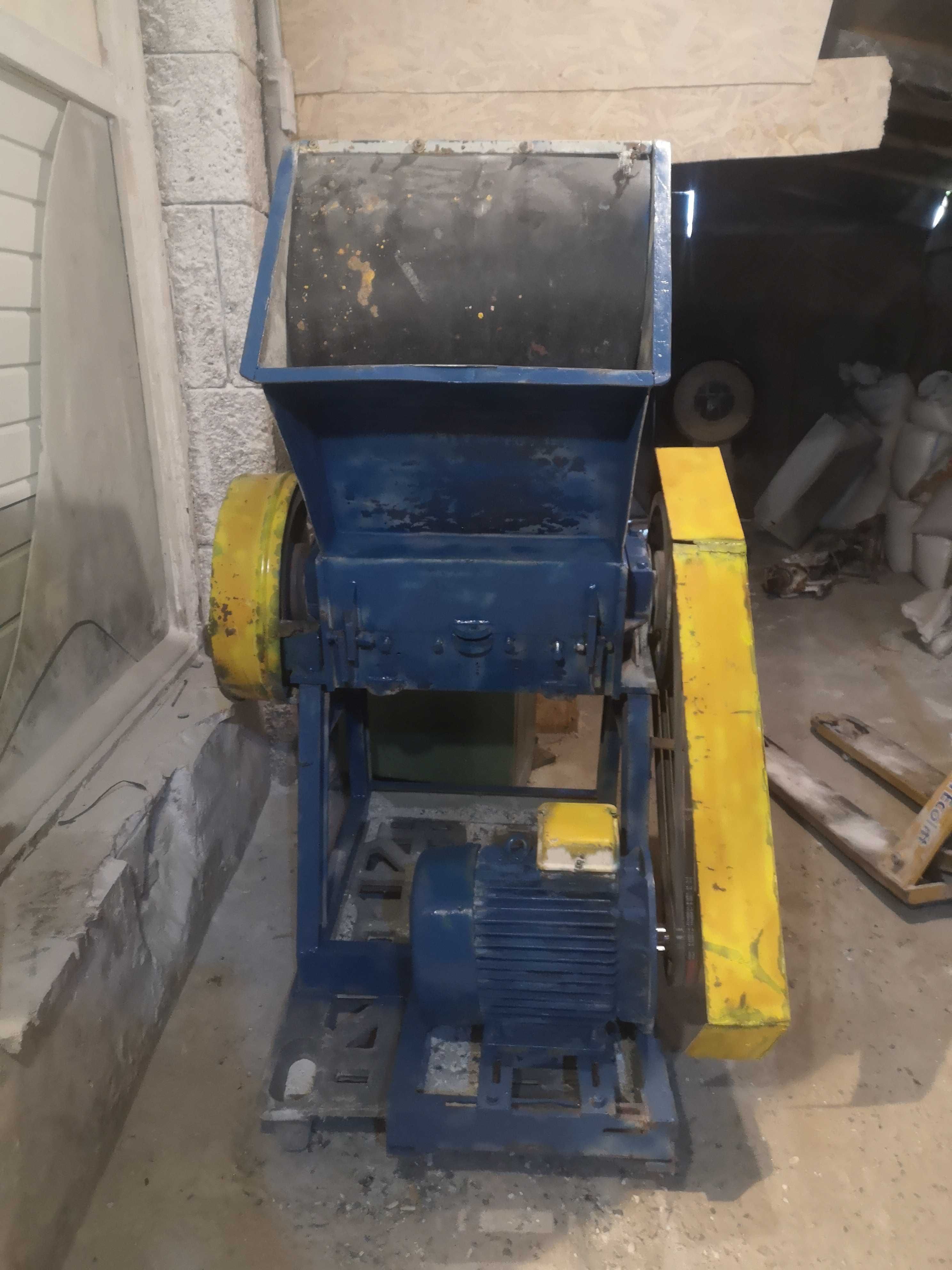 Moară mase plastice
