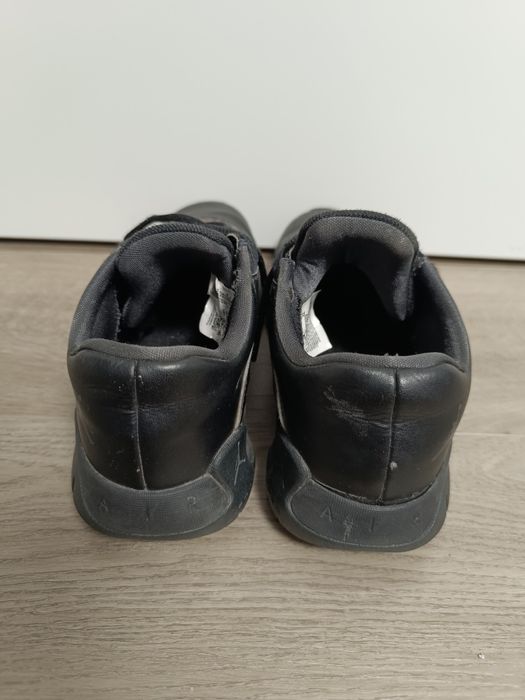 Air Jordan 11 CMFT Low