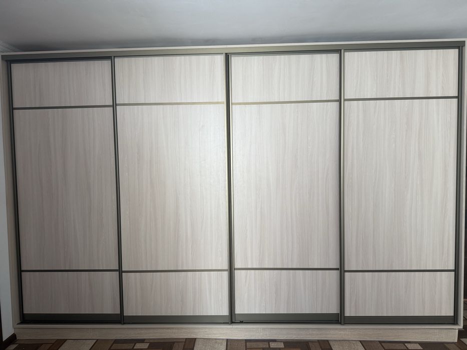 Продаю шкаф купе