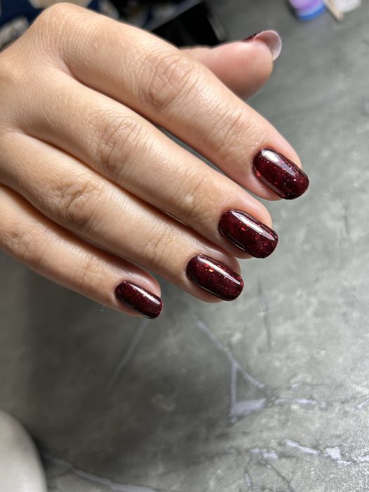 Ищу клиетов на маникюр с покрытием