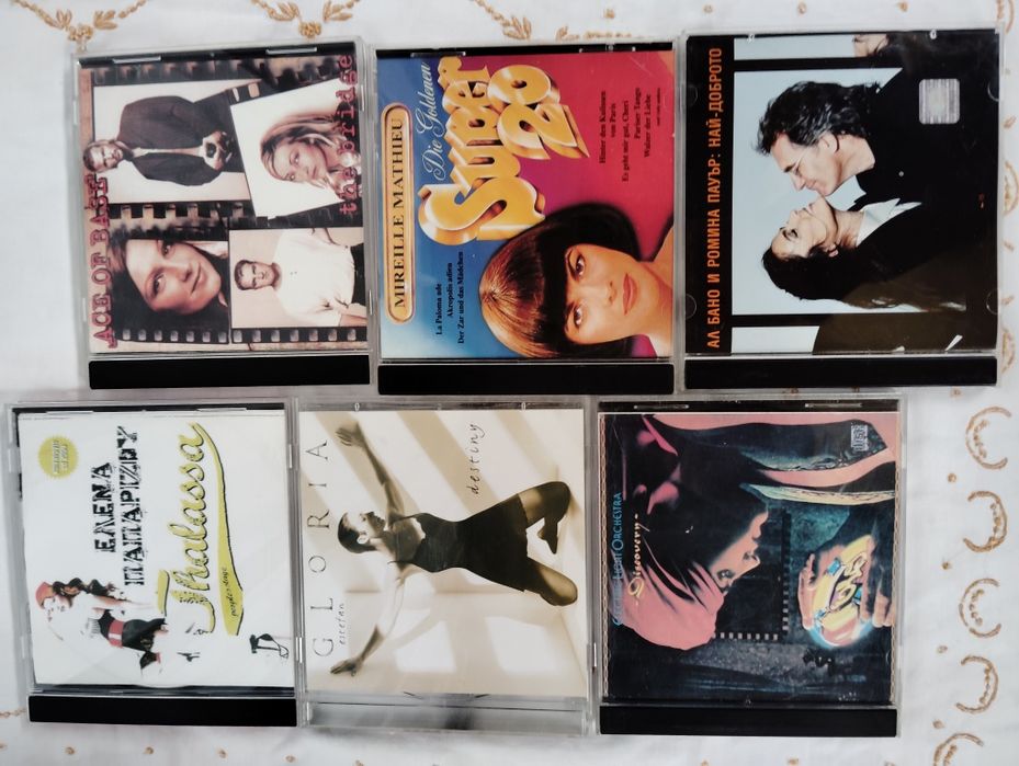 Компакт дискове, оригинални, като нови