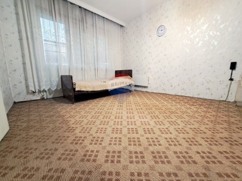 Продава се Двустаен апартамент в Варна, Базар Левски - 55 кв.м за 2182 €/кв.м - Снимка #1