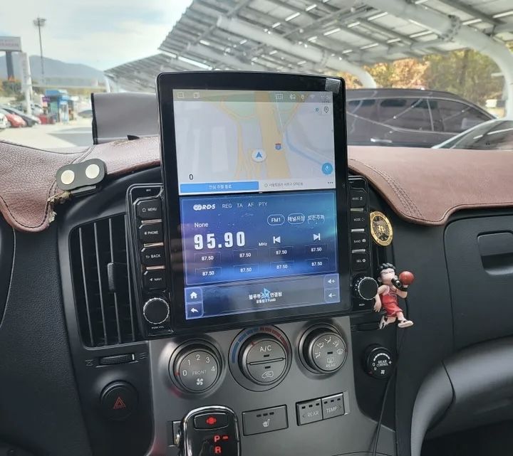 Магнитола для Hyundai Grand Starex H1 Андроид WiFi с рамкой новая