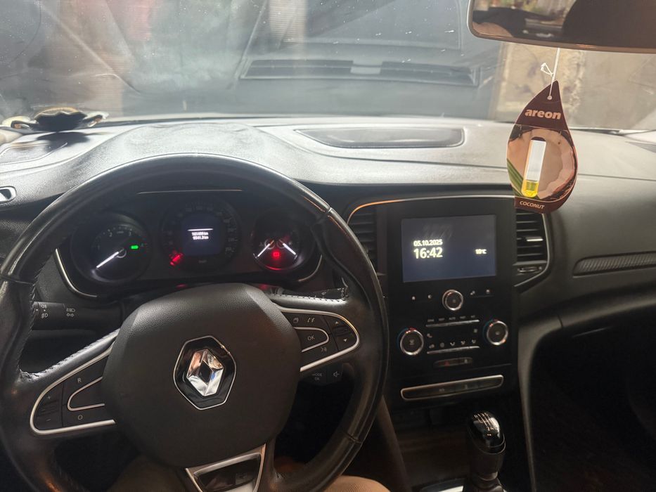 Vând Renault Megane IV 1.5 dci Euro 6