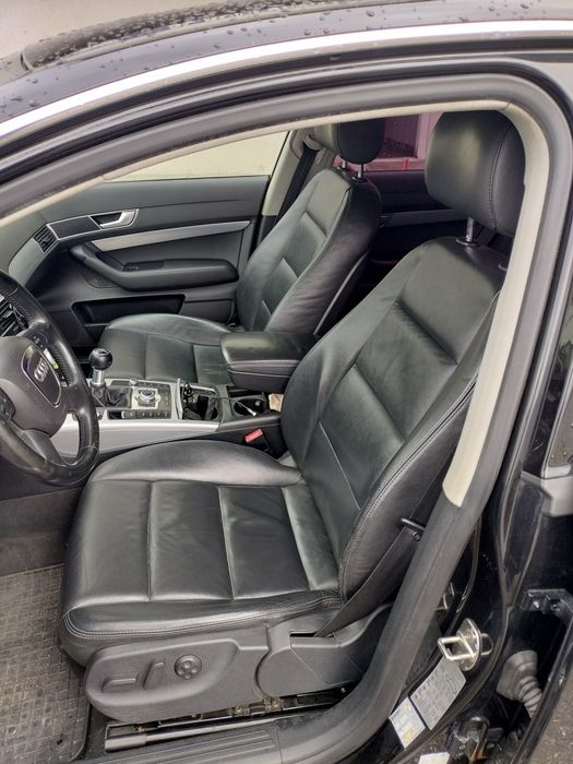 Se vinde Audi A6 C6, an 2009 , motor 2.0 , motorina