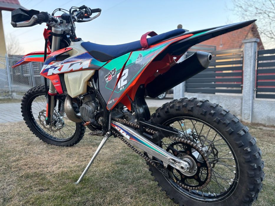 Motor enduro cross KTM exc 250, an 2020 cu 240 de ore