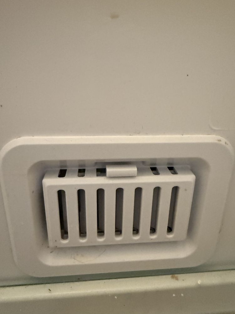 Холодильник Indesit