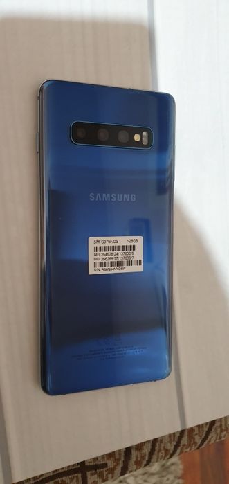 Samsung galaxy S 10.plus .128gb.8gb ram.