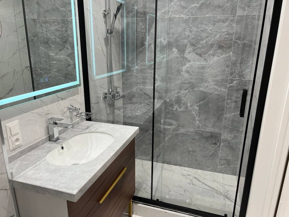 Xon Saroy Продается 3 комнатная квартира ремонт Глинка 8-роддом