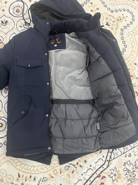 Продам куртки зимние на мальчика лет 11-13