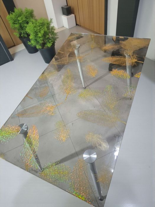 Цветни протектори за маса