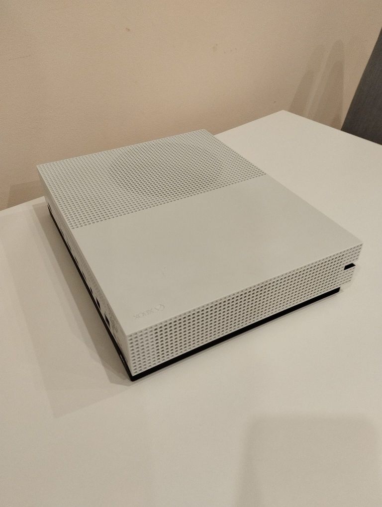 Xbox one s 1TB Stare excelentă