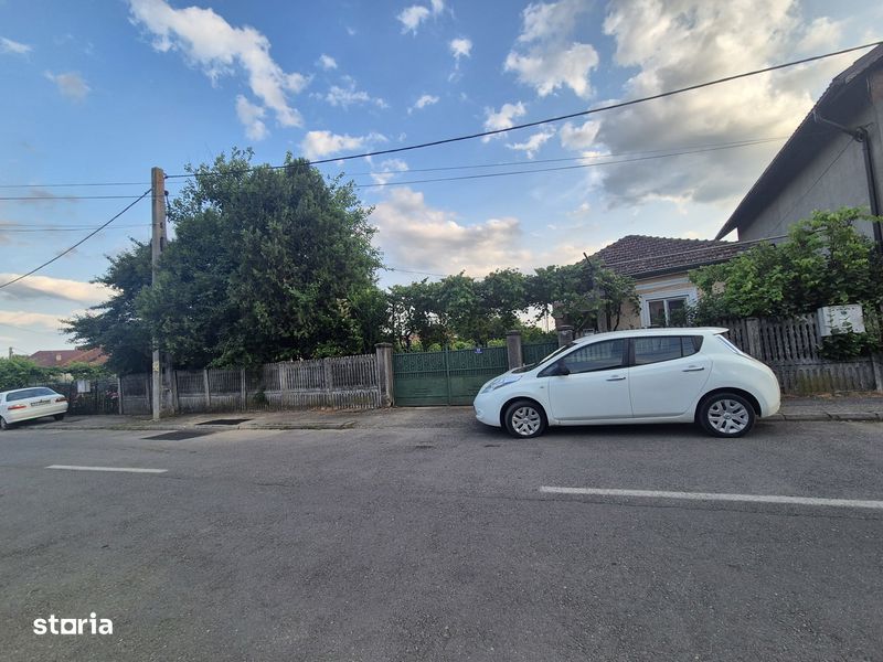 Teren + Casă de Vânzare – Târgu Jiu, Str. Meteor