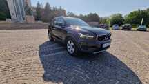 VOLVO XC40 Momentum T4 AWD