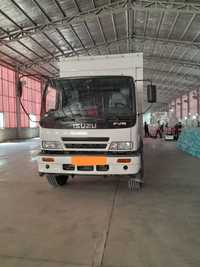 10 ton ISUZU zo'r holatda