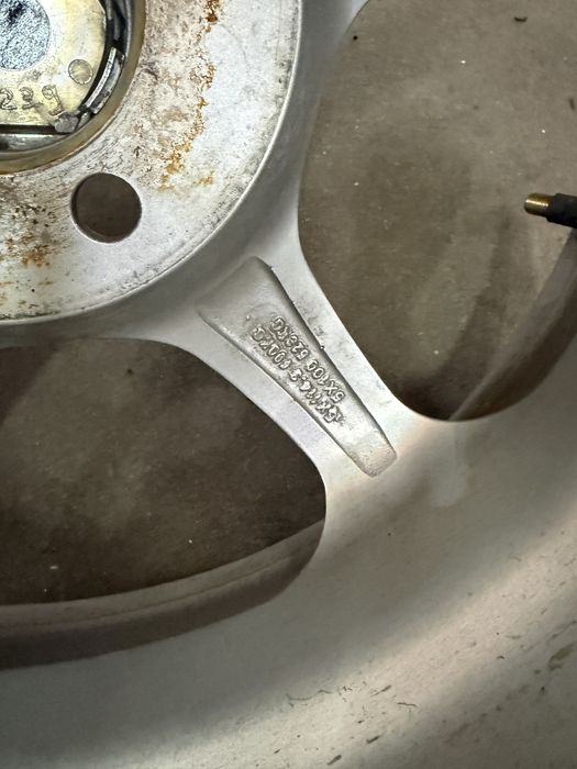 Лети джанти 114.3 r16