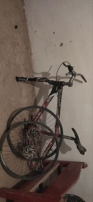 Продам разные запчасти на велосипед по хорошей цене