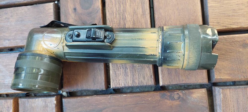 Военни фенери - китайски и оригинален Фултън