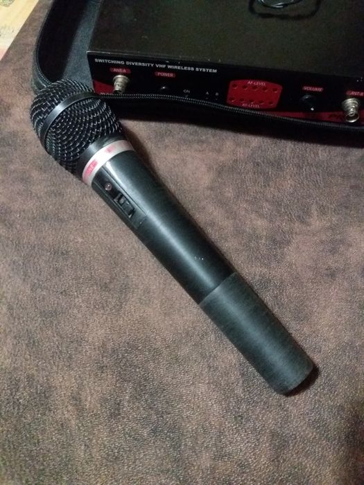 Microfon wireless proel