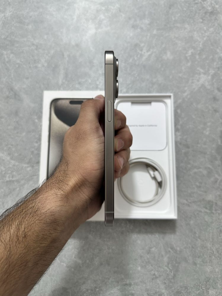 iPhone 15 Pro Max 256GB Natural Titanium