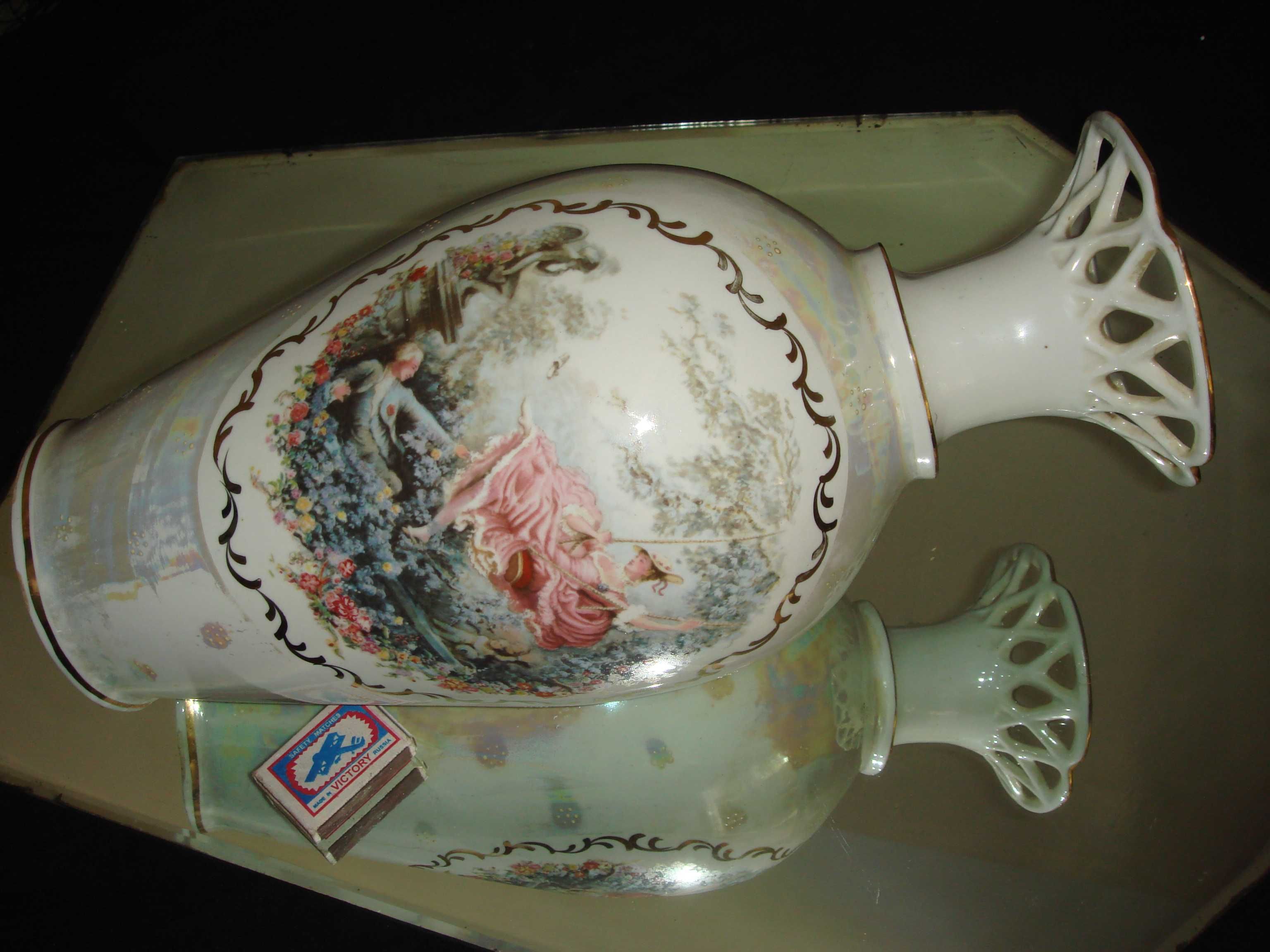 Старинная ваза фарфоровая 40см Уникальная Мадонна с кружевами вверху