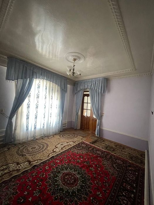 Сотилади Ховли Занги Ота 8 сотих 10хона..150.000$