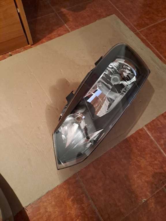 Far stanga VW Polo 6R volan stanga Europa