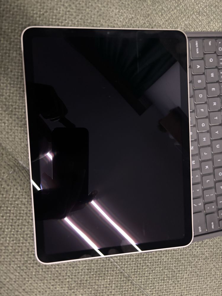 iPad Air 5 (2022) M1 10.9" 64 GB WiFi