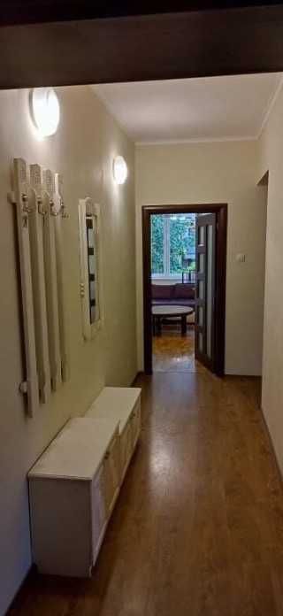 Дава се под наем Четиристаен апартамент в София, Борово - 100 кв.м за 765 € - Снимка #1
