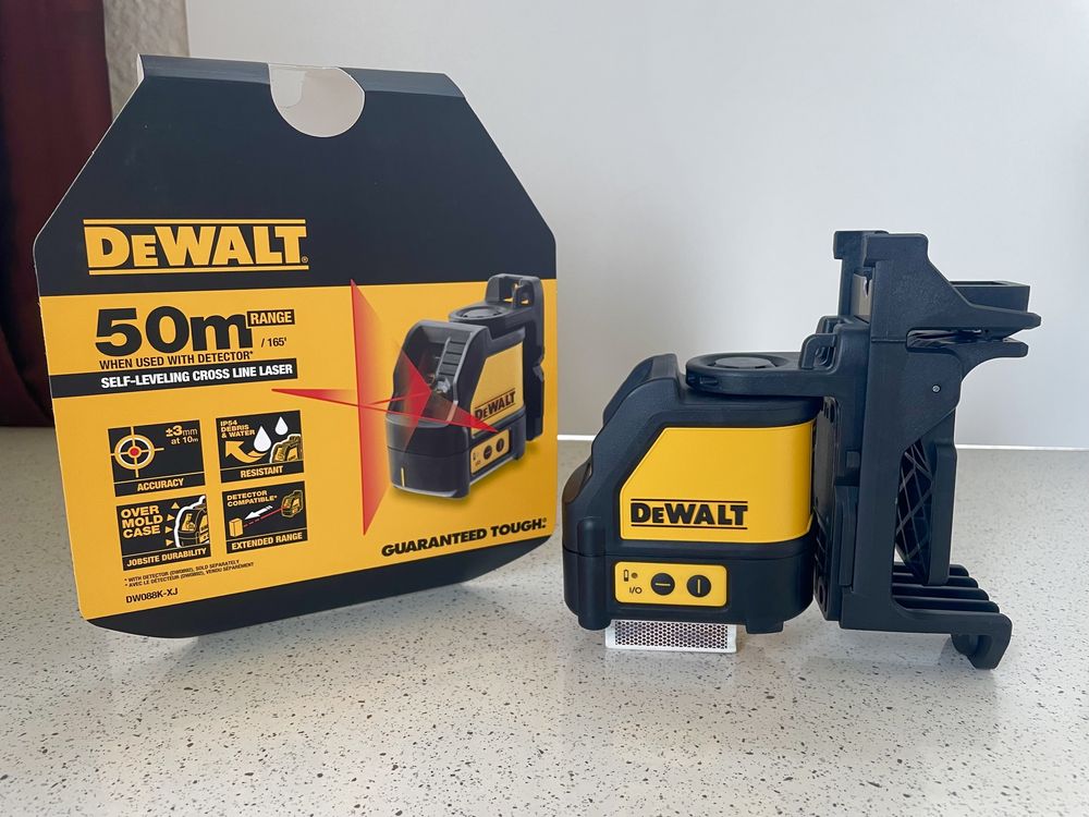 DeWALT DW088K-XJ Nivela Laser cu 2 linii precizie. Original, Nou.