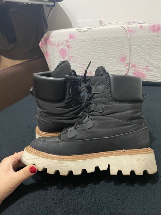 Ghete Catwalk marimea 38