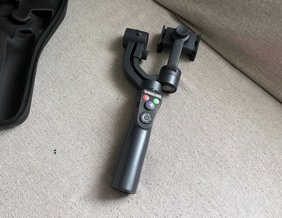 Gimbal stabilizator telefon 3 axe cu acumulator functional cu husa