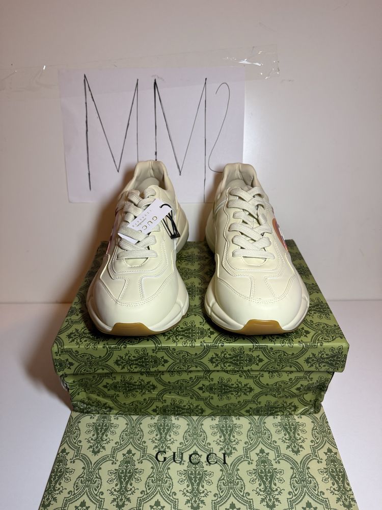 Adidasi/Sneakers Gucci Rhyton interlocking g heart
