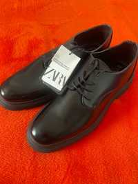 Туфли/ботинки  Zara на шнуровке 40