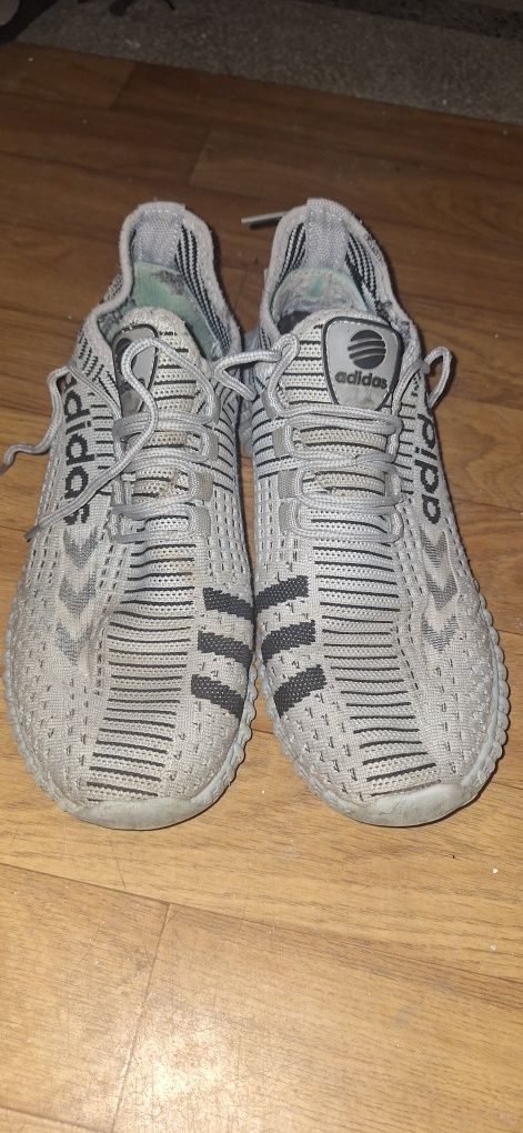 Yeezy Adidas 42.5 Номер