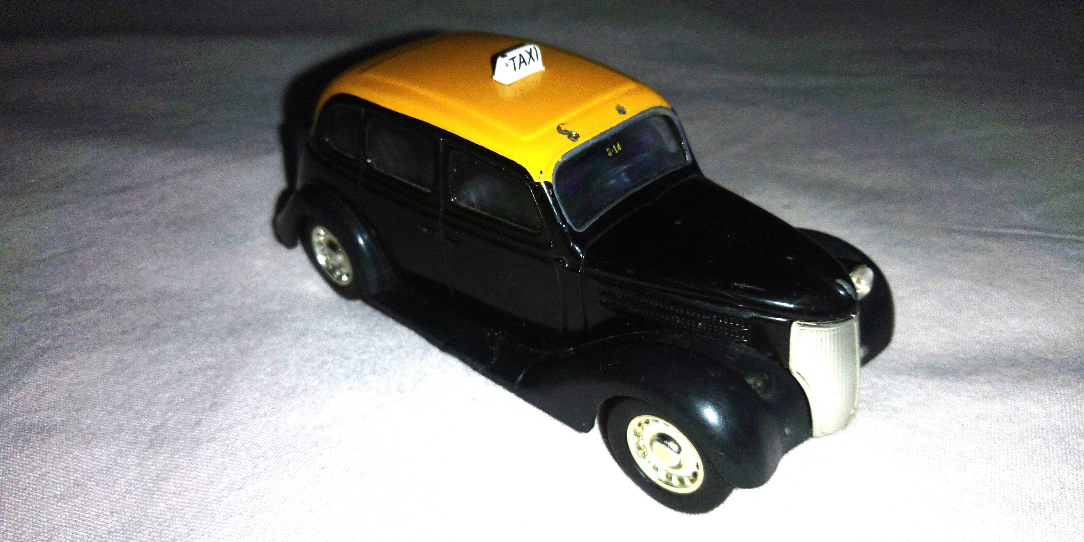 Метални колички AmerCOM 1:43
