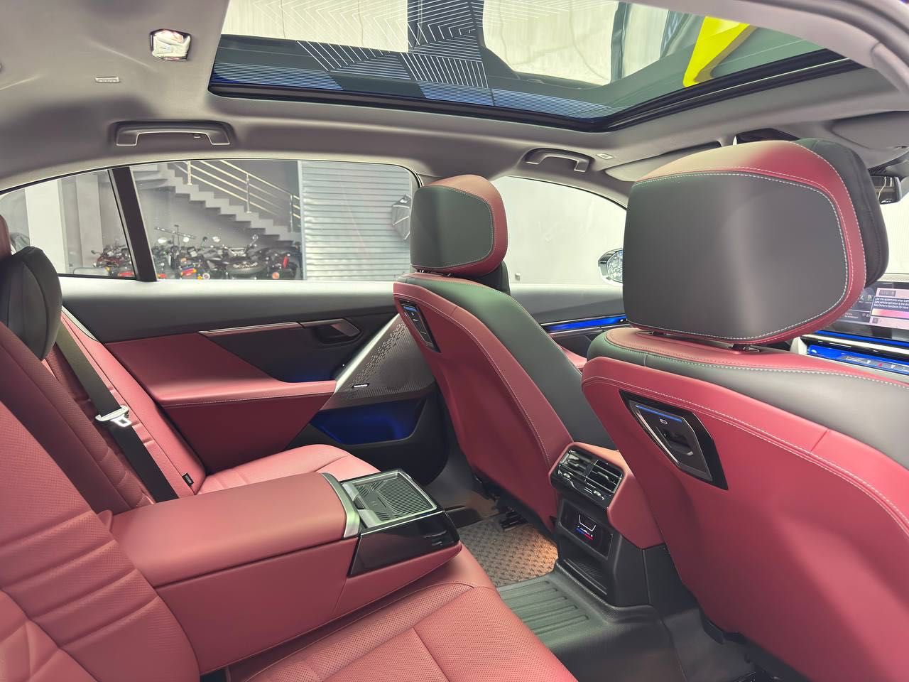 Продается BMW edrive 40 L