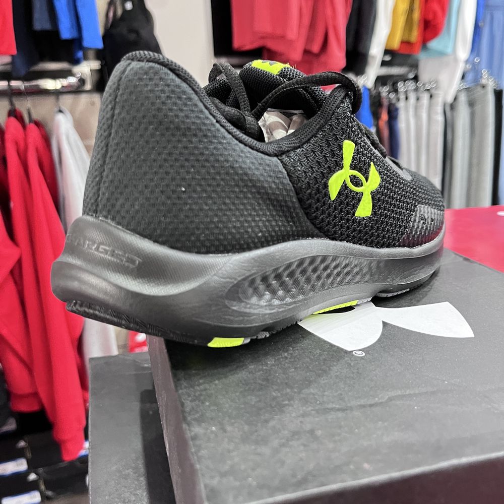 40.5 Under Armour Charged Persuit 3 | Оригинални мъжки маратонки