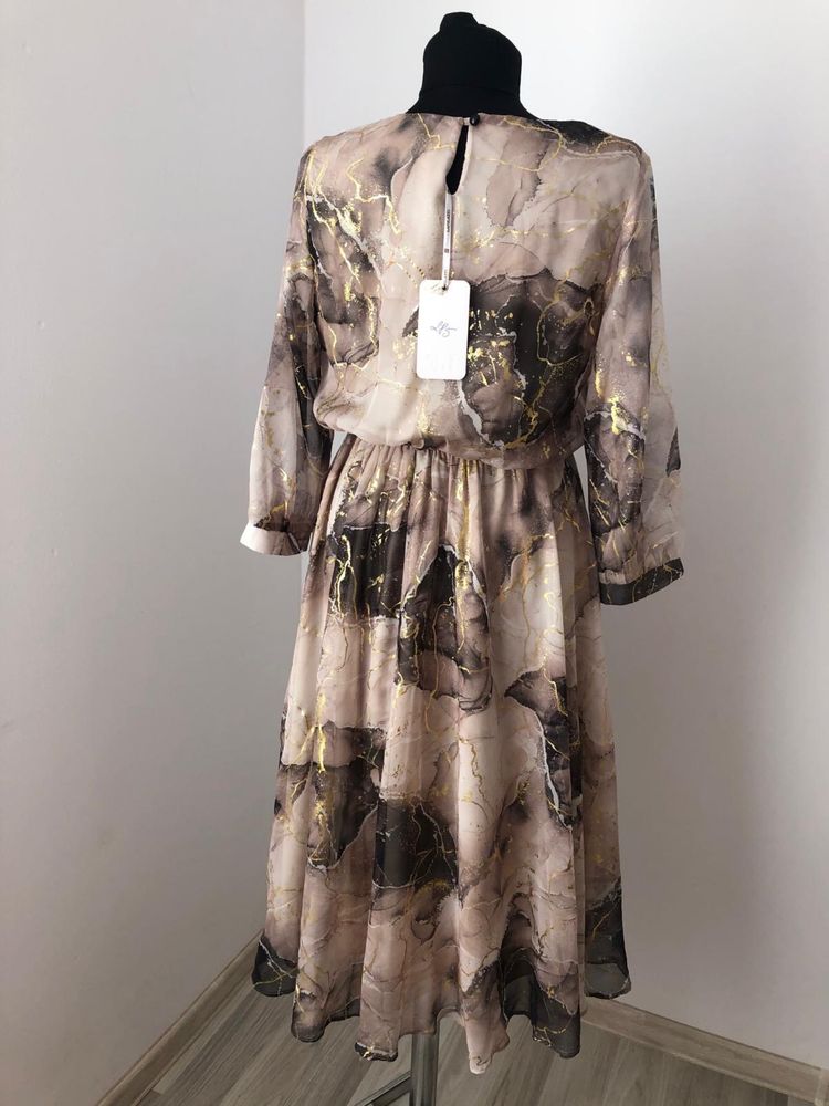 Rochie midi cu imprimeu auriu