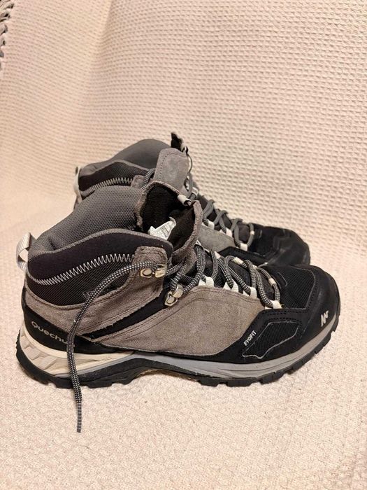 vand bocanci quechua