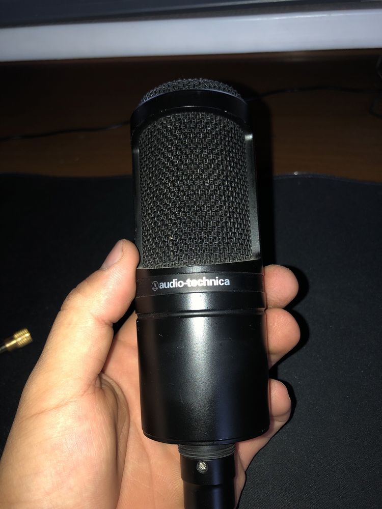 Audio karta Focusrite Scarlet solo 4th gen mic at2020