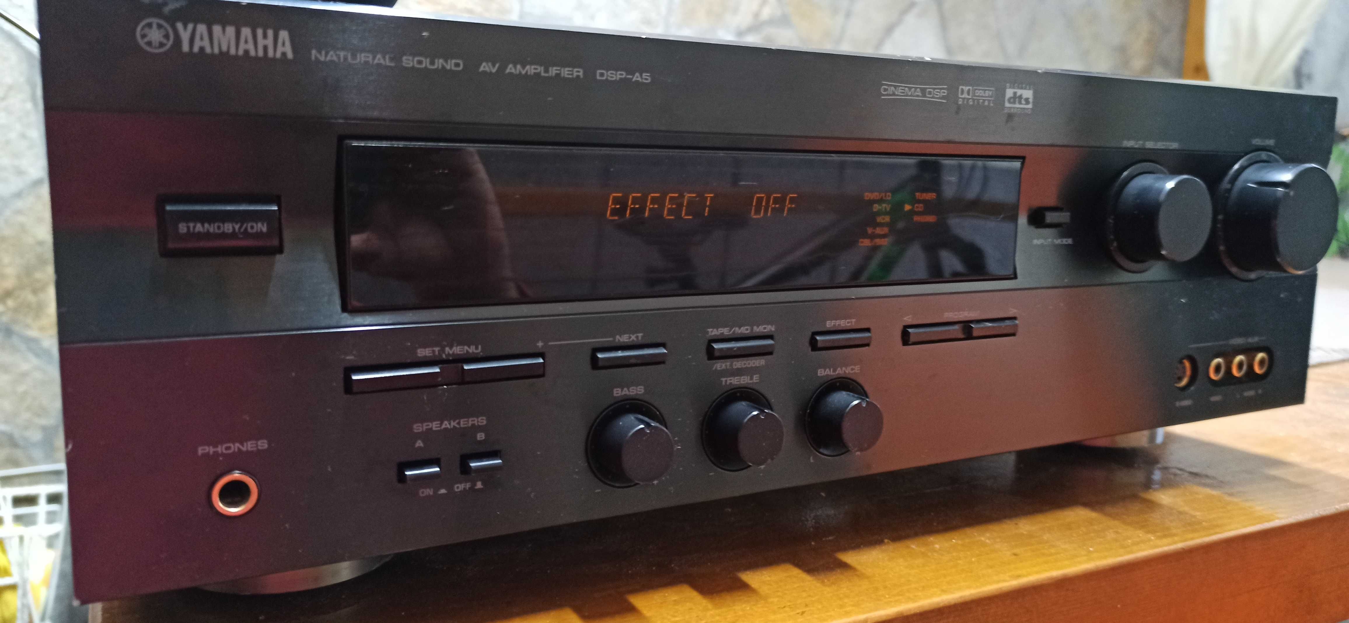 Yamaha DSP-A5 усилвател