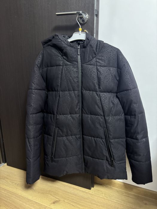 Geaca Colin’s cu gluga,vatelinata,neagra Marimea M