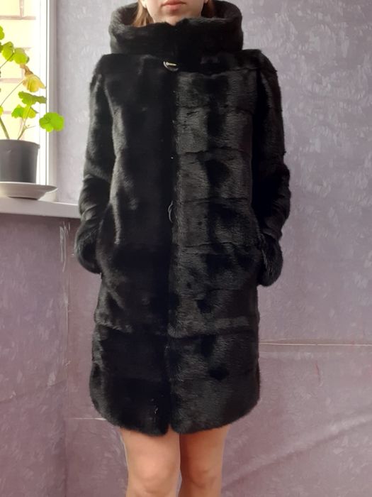 Продам норковую шубу