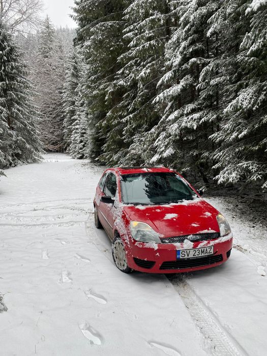 Vând Ford Fiesta 1.3 Benzină