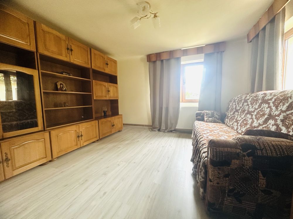 Casa de vanzare  - Disponibila imediat
