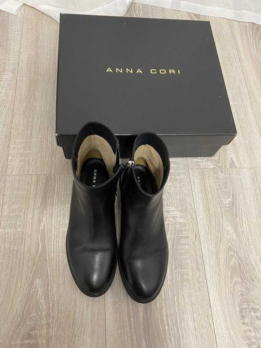 Ghete Ana Cori - masura 37-38 NOI, purtate de 3 ori!